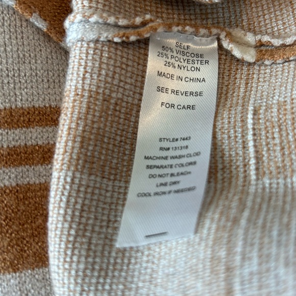 Autumn Skye - Picture 5 of 7